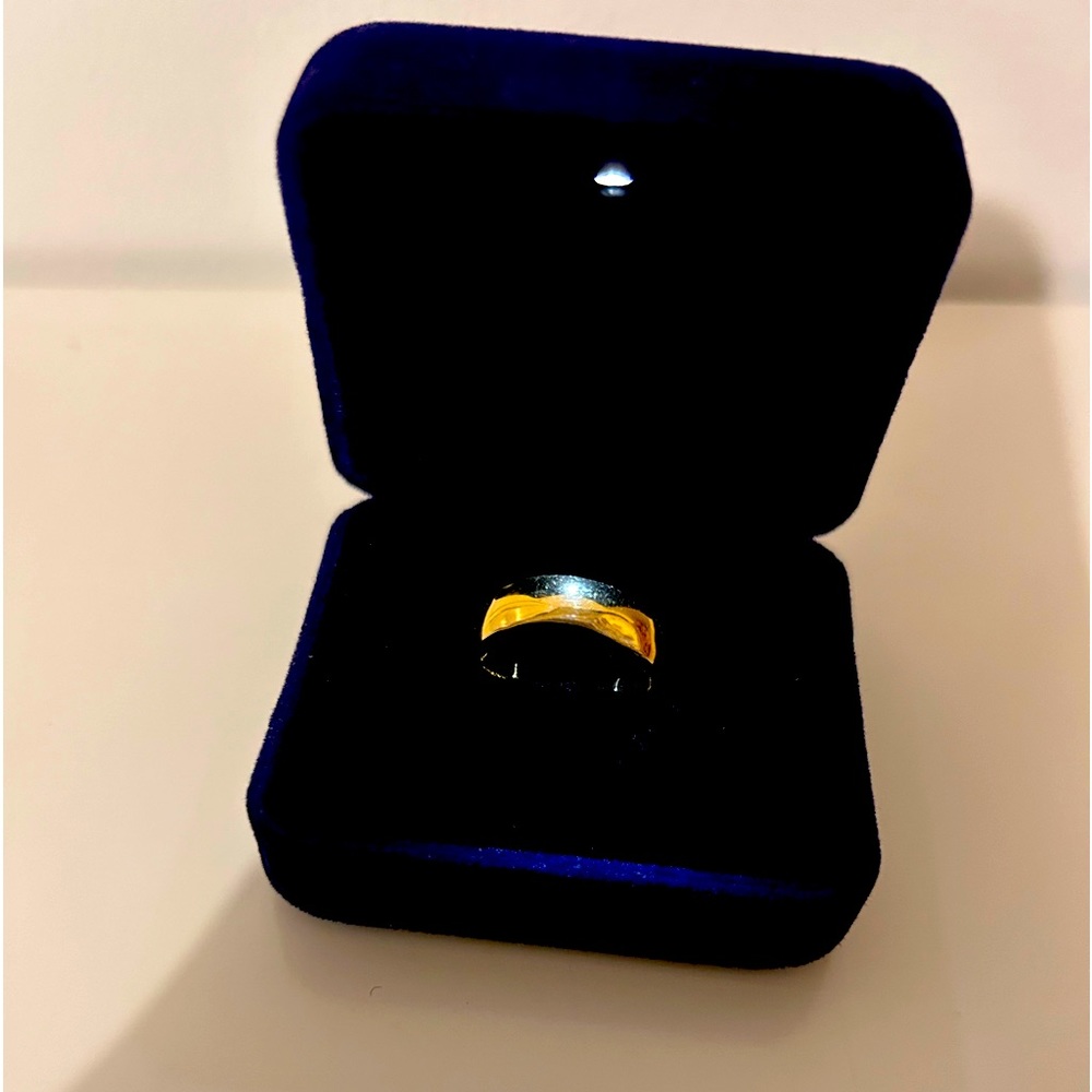 18 karat Gold single earring